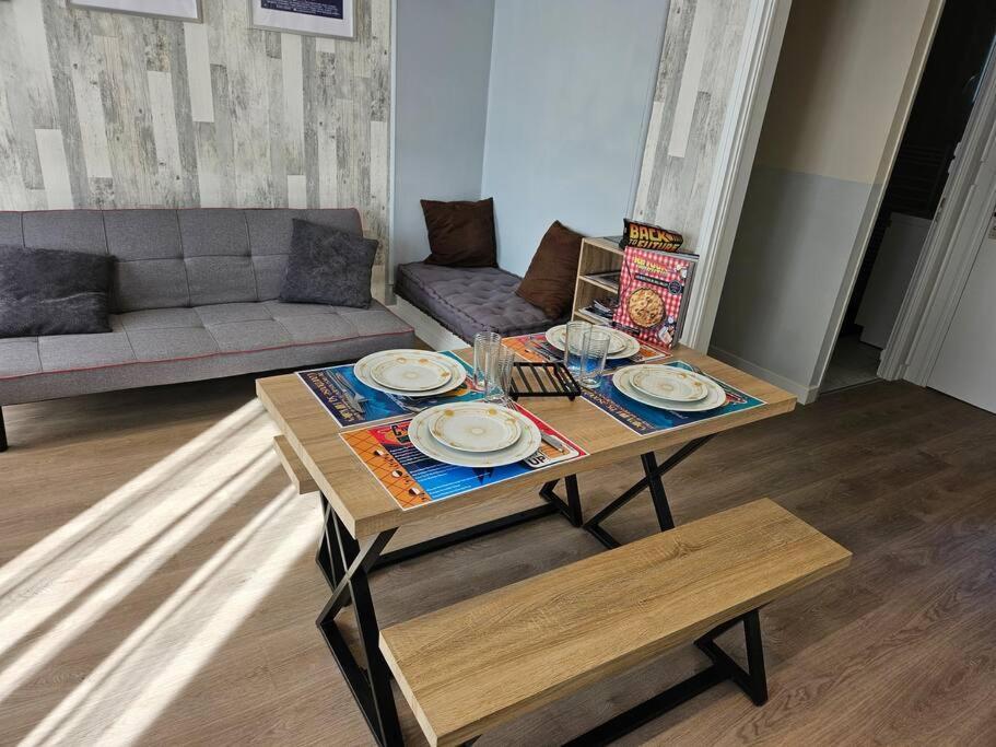 Marmagne  Maison Retour Vers Le Futur - 2 Chambres / Jardin מראה חיצוני תמונה